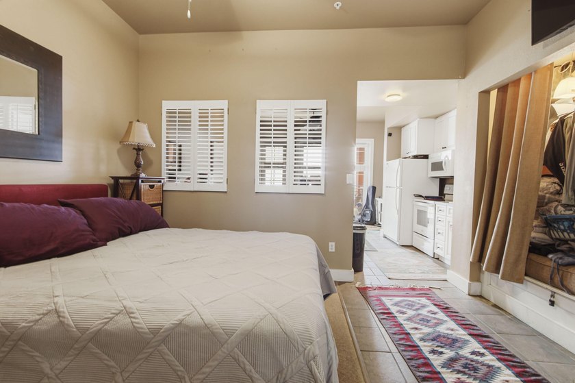 Incredible opportunity in the heart of Gulf Place Town Center on - photo 13