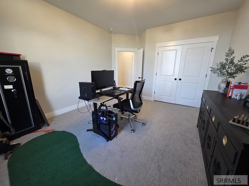 Enjoy the space and quiet of Pinebrook Estates while staying - photo 35