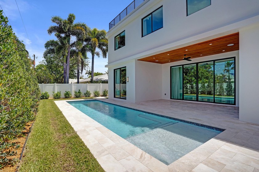 Welcome to Villa Aurelia, the Golden Villa, a recently completed - photo 39