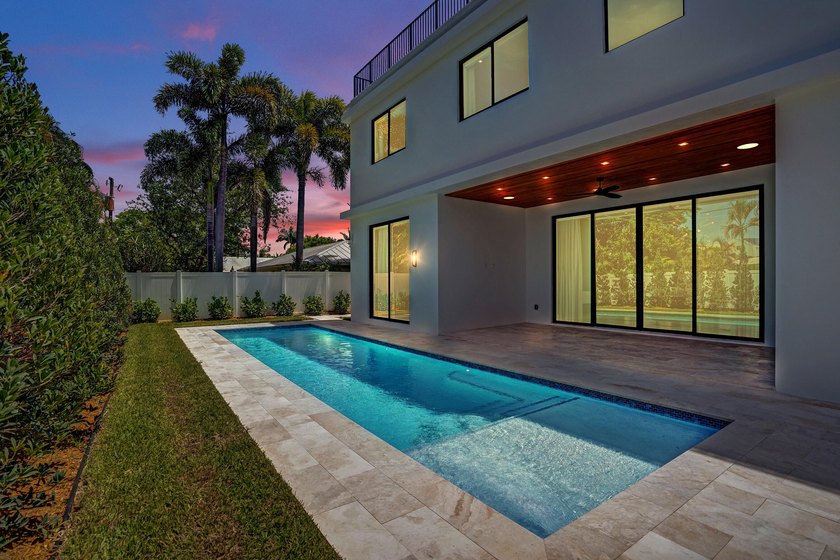 Welcome to Villa Aurelia, the Golden Villa, a recently completed - photo 41