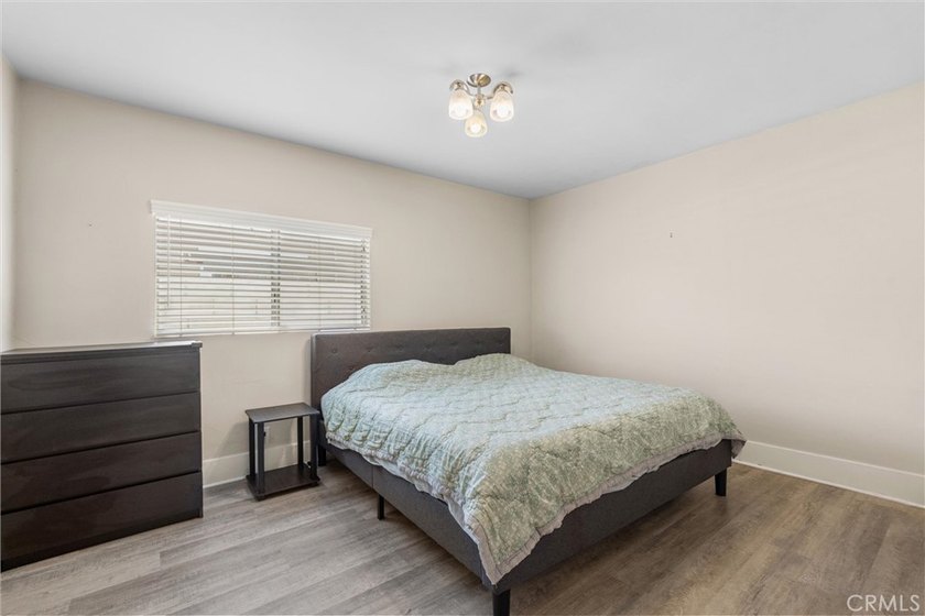 1034 W 24th - photo 15