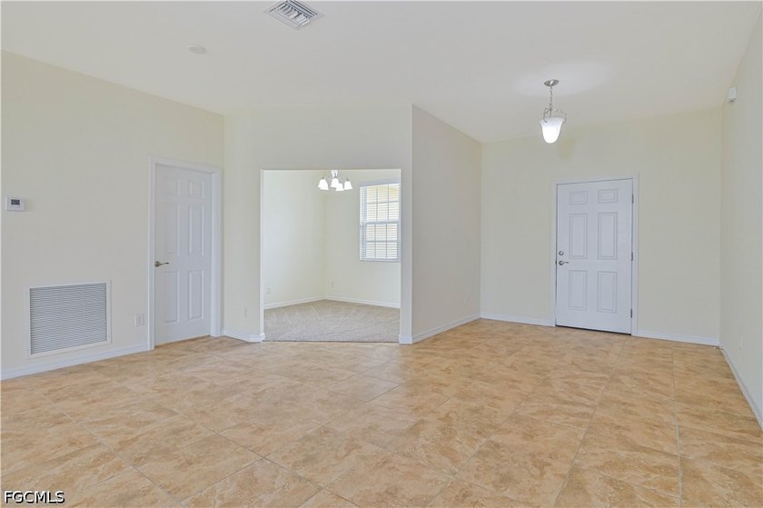 Well-maintained 3-bedroom plus den, 2-bath home offering 1,777 - photo 22