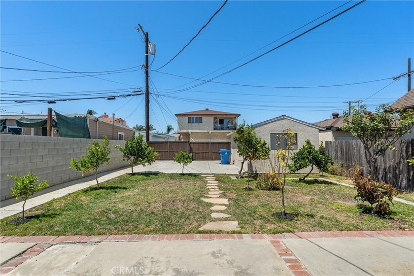 1034 W 24th - photo 24