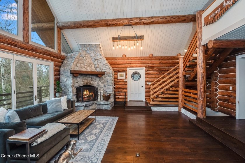 Perched on more than 8 private acres, this exceptional custom - photo 9