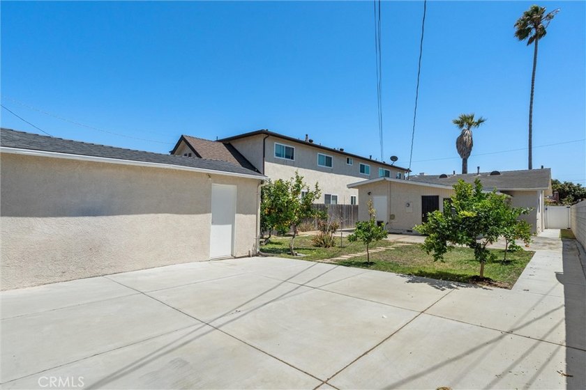 1034 W 24th - photo 30