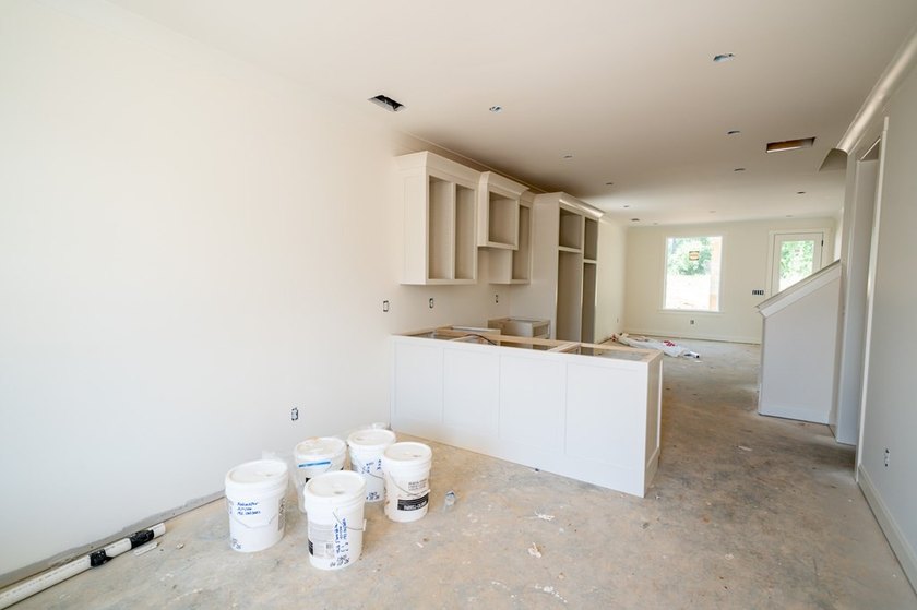 Beech plan with a main level master &amp; each bedroom having a - photo 2