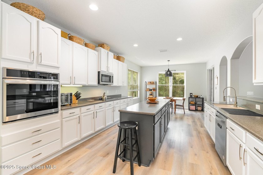 All the space, style, and features you've been looking for - photo 16