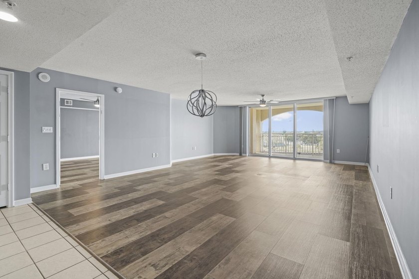 Welcome to Yacht Club Villas in the highly sought-after Barefoot - photo 15