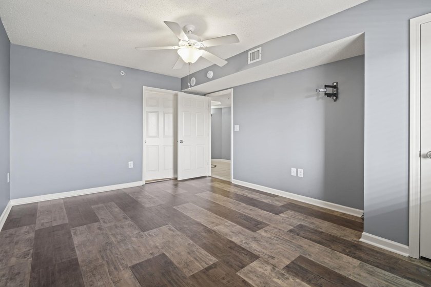 Welcome to Yacht Club Villas in the highly sought-after Barefoot - photo 33