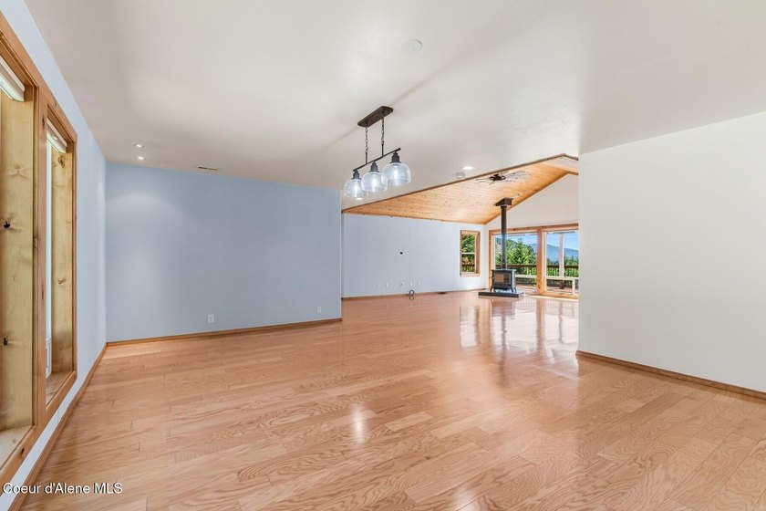 Privately nestled on 5.29 beautifully landscaped acres with - photo 8