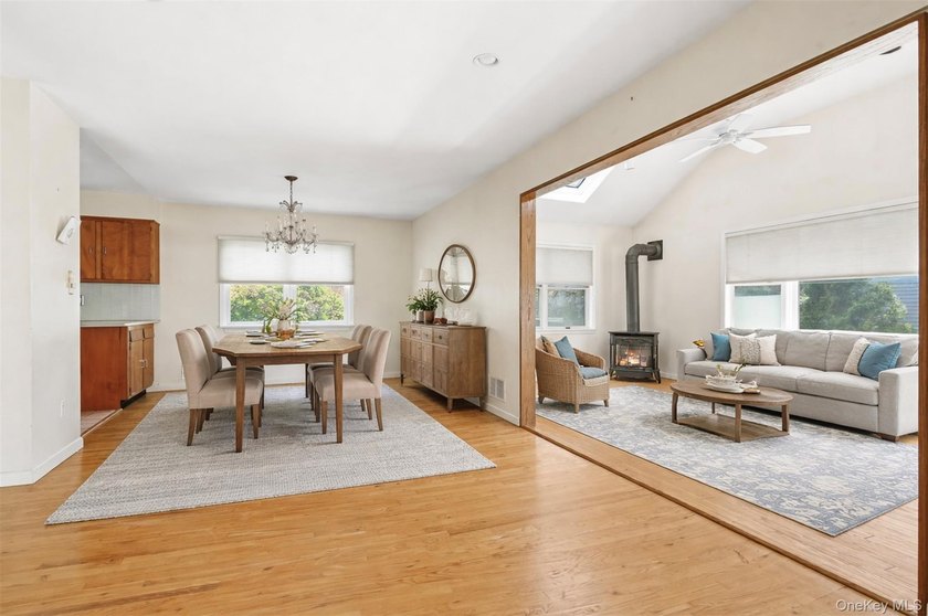 Welcome to this a well-maintained home offering comfort, space - photo 10