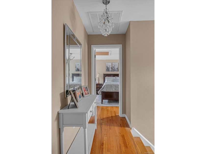 Stop looking and start packing! Beautifully renovated within the - photo 14