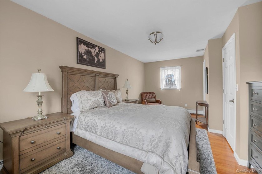 Stop looking and start packing! Beautifully renovated within the - photo 18