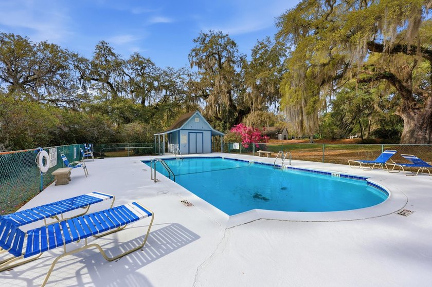 117 Finch Dr. #272 offers a rare opportunity to enjoy the - photo 38