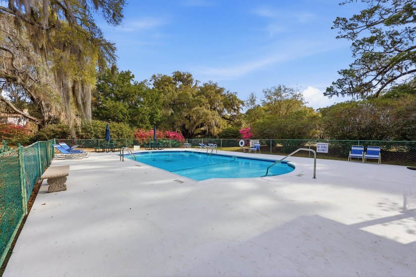 117 Finch Dr. #272 offers a rare opportunity to enjoy the - photo 39