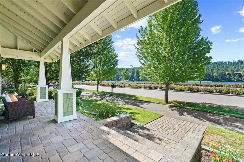 Wake each morning to breathtaking, front-row river views from - photo 9