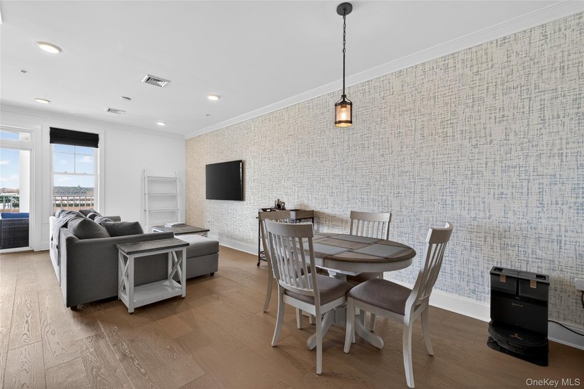 Waterfront Townhome | Balcony Water Views | Steps to LIRR | - photo 11