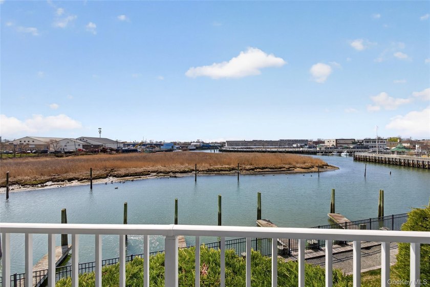 Waterfront Townhome | Balcony Water Views | Steps to LIRR | - photo 31