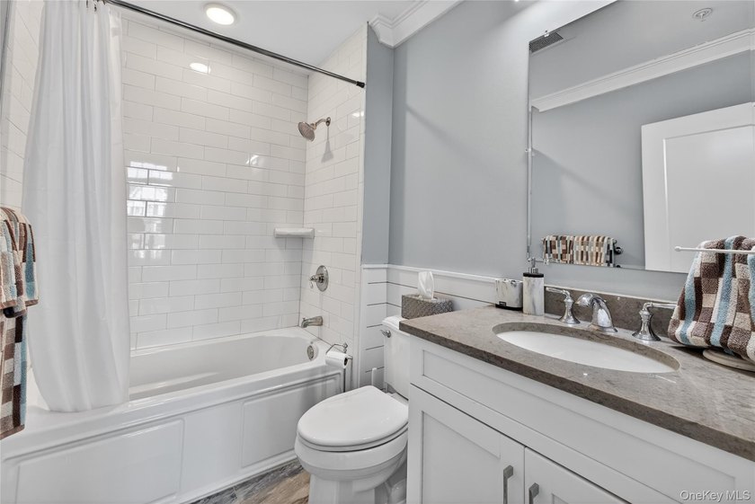 Waterfront Townhome | Balcony Water Views | Steps to LIRR | - photo 35