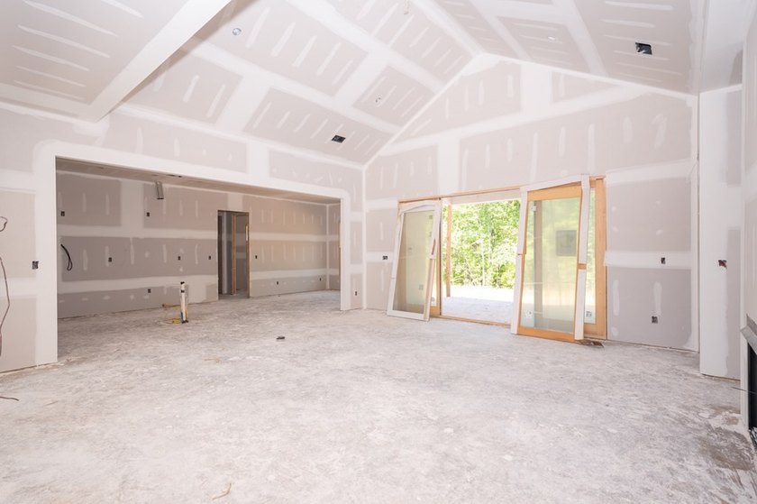 Brand new construction set in a truly majestic landscape within - photo 2