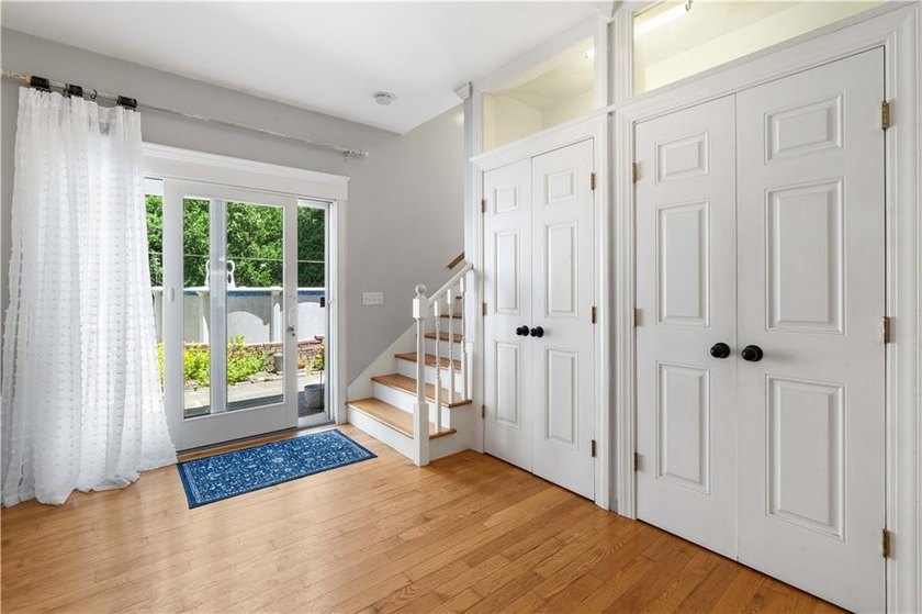 Located in Bristol's desirable Bayside Shore neighborhood, 30 - photo 16