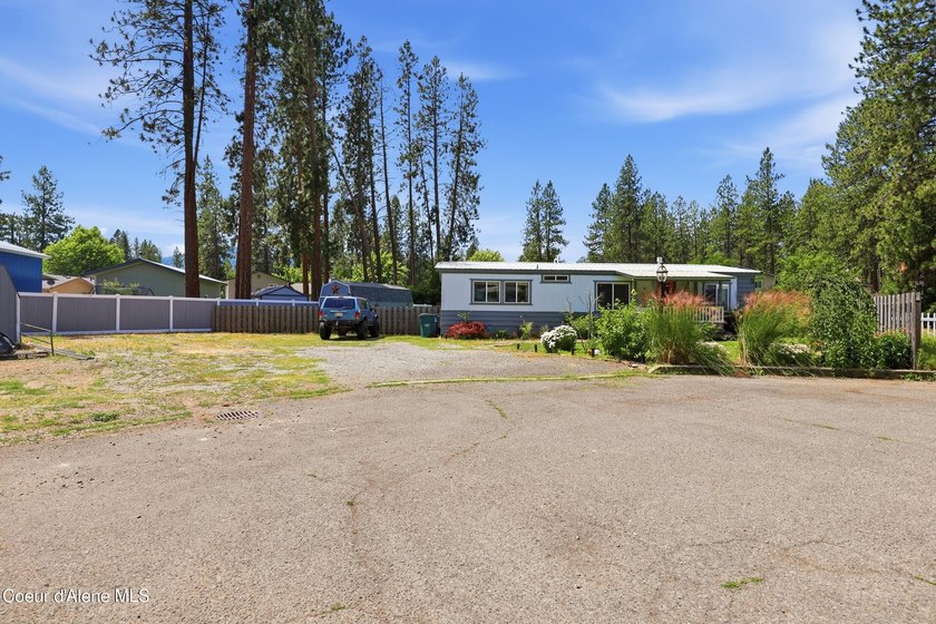 Beautifully updated and exceptionally maintained manufactured - photo 5