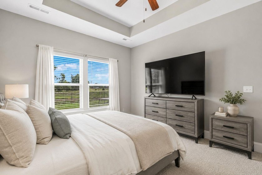 Welcome to this immaculate, move-in-ready four-bedroom, two full - photo 24