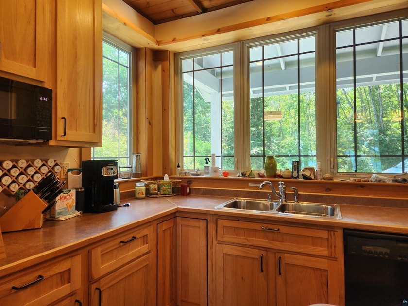 Set on approximately 220 feet of sandy Lake Superior shoreline - photo 13
