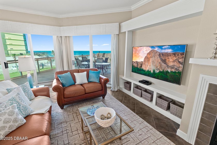 EXCEPTIONAL OCEAN VISTAS RESIDENCE WITH LUXURY LIVING + WEEKLY - photo 25