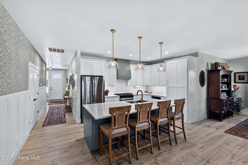 It's perfect Idaho Living! Timeless architecture meets modern - photo 6