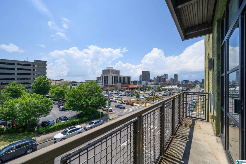 Rare opportunity to own a spacious loft-style 1BR/1BA condo in - photo 49