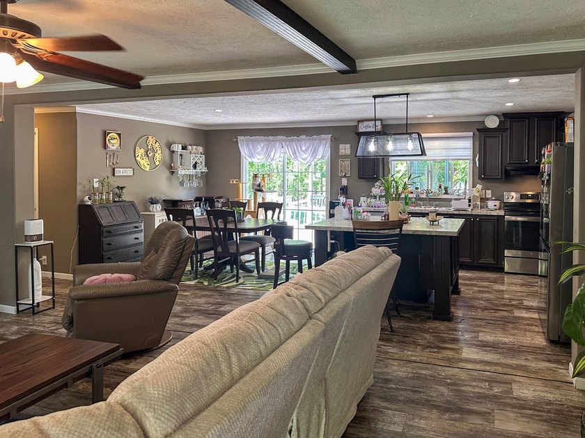 Well-maintained 3 bedroom, 2 bath mobile home on 74 acres. The - photo 8