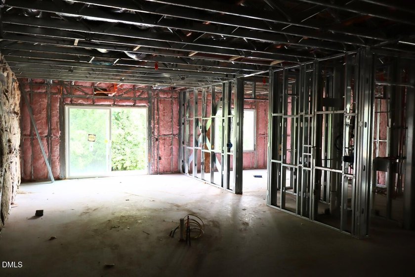 Experience elevated urban living at Loft3 in the heart of - photo 2
