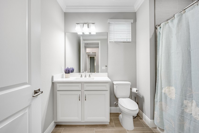 Your Coastal Paradise Awaits! For the buyer that is looking for - photo 17