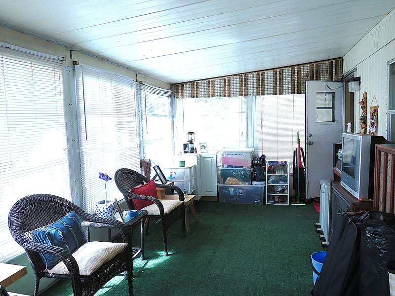 Come and see this affordable 2/2 split plan home today. Kitchen - photo 15