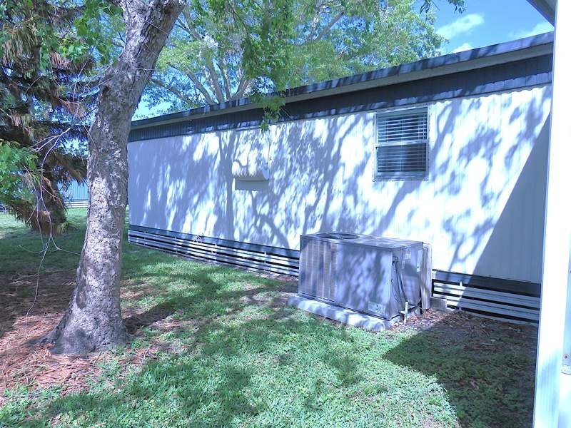 Come and see this affordable 2/2 split plan home today. Kitchen - photo 21
