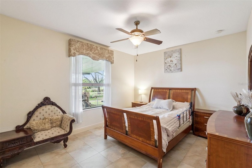 ***Stunning Luxury Equestrian Estate on 10.6 Private Acres - - photo 24