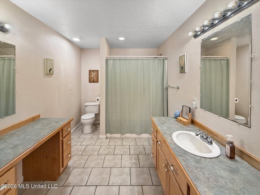 Welcome to 3506 Jerry Davis Road-a meticulously updated - photo 25