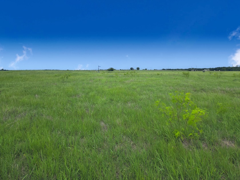 Beautiful 1.03 ac lot in Richland Cove, on Richland Chambers Lake - photo 32