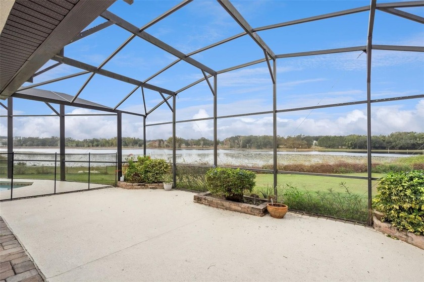 ***Stunning Luxury Equestrian Estate on 10.6 Private Acres - - photo 39