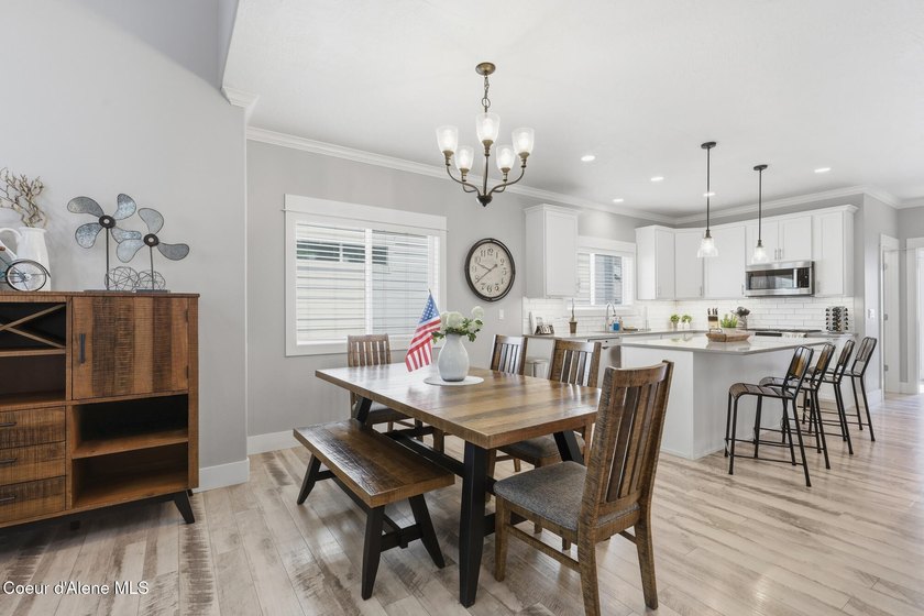 Ideally located and offered fully furnished, this beautifully - photo 9
