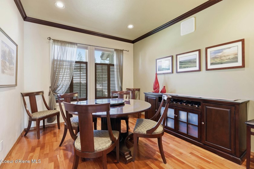 Exceptional, custom home located within the prestigious - photo 5