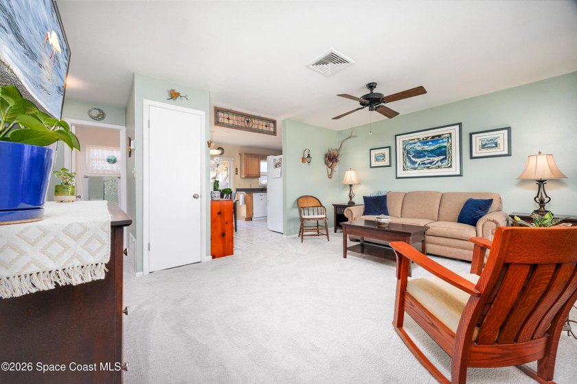 Talk about cozy charm! Roof 2026, all new carpet 2026. Picture a - photo 6