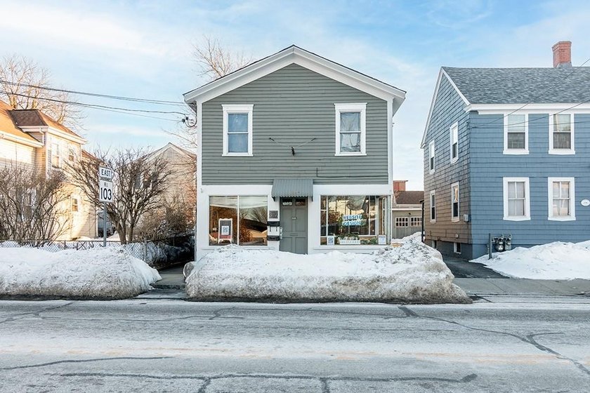 Rare opportunity to purchase this highly visible mixed use - photo 24