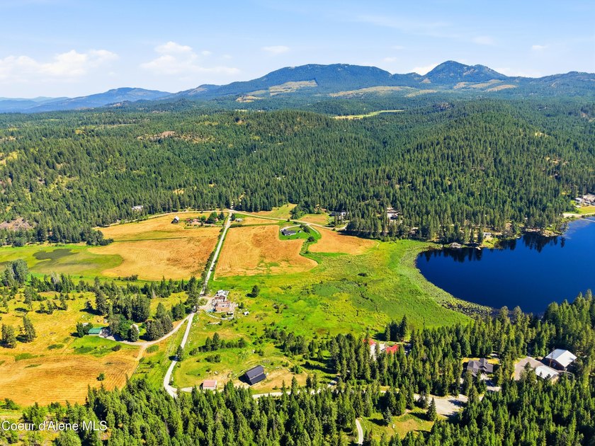 Kelso Lake waterfront opportunity! This 6.6 acre parcel offers - photo 8