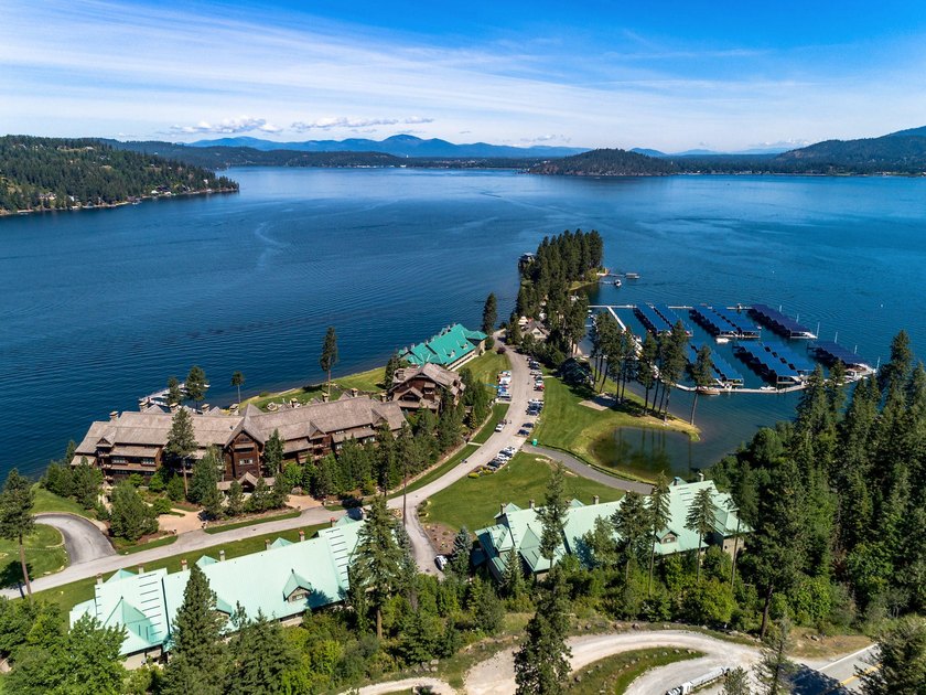 Spectacular Waterfront Condo, 5 bed 5.5 bath. Highly secured - photo 4