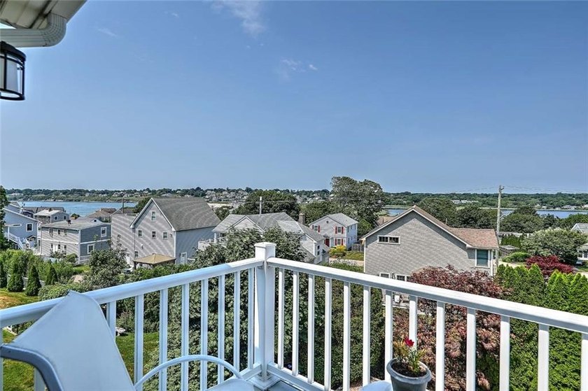 This Grand Gray Lady of Bonnet Shores sits high on the Cliff - photo 19