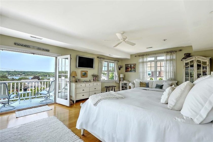 This Grand Gray Lady of Bonnet Shores sits high on the Cliff - photo 24