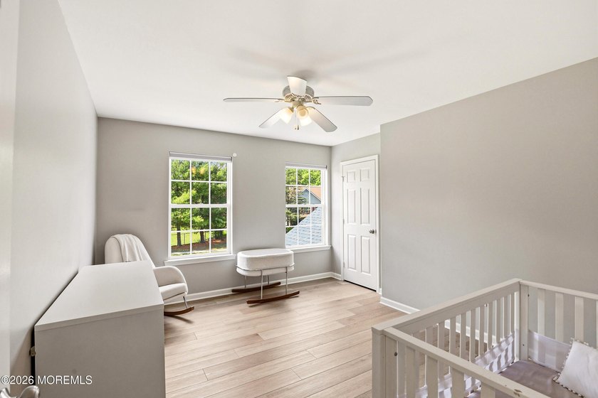 Welcome to this spacious and beautifully maintained 4-bedroom, 2 - photo 32