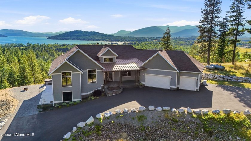 Perched to capture dramatic, sweeping views of Lake Pend Oreille - photo 4